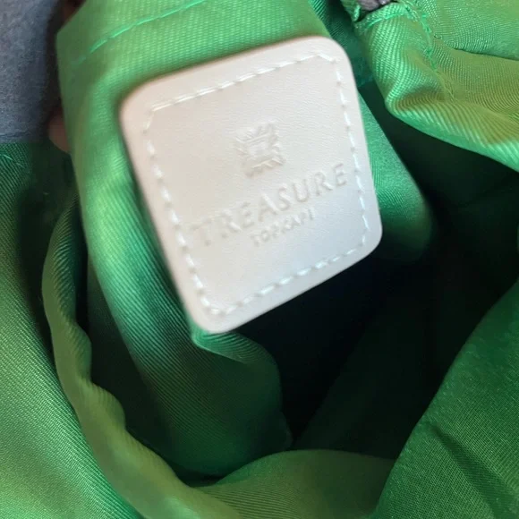 Woven Tote Bag with Panda Design - Picture 6 of 14